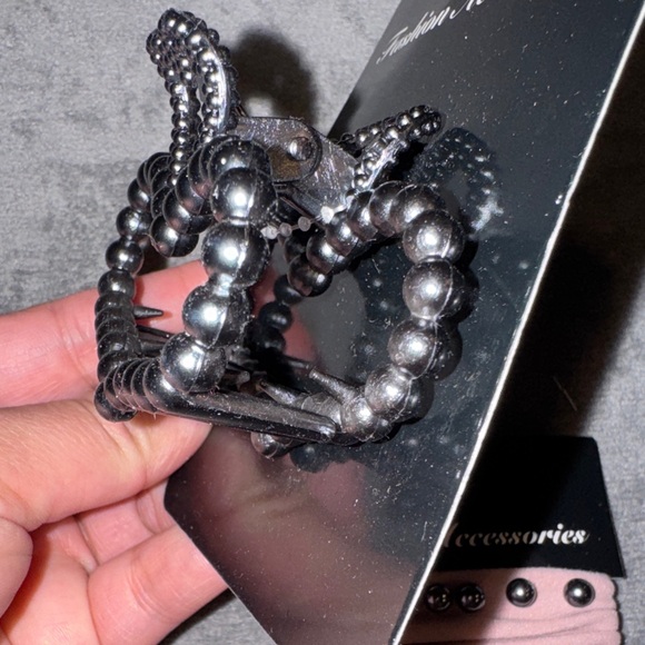 Black Metallic Pearl Hair Claw and Pink Hair Ties Set NWT - Picture 5 of 10